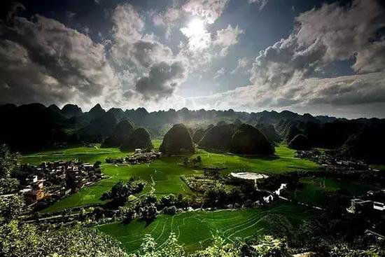 一年疯玩在于春 三月快去自驾旅行吧