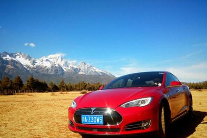 追赶特斯拉 超豪车集体抢跑电动化