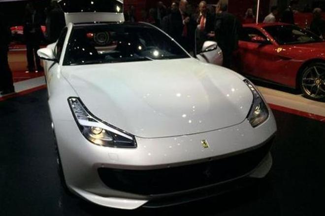 2016日内瓦车展：车展上的那些豪车