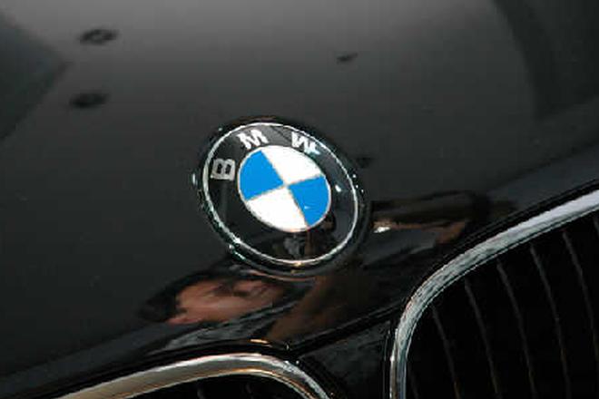 康思远携宝马十余款新车 激战豪华车市