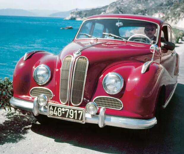 宝马百年里的15个精彩瞬间