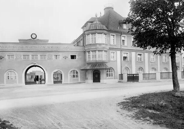 宝马百年里的15个精彩瞬间