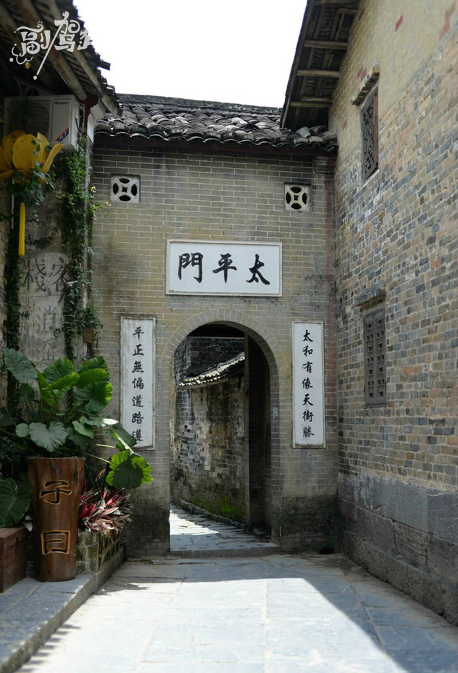 寻找黄姚古镇的宁静 清纯女生盛夏游