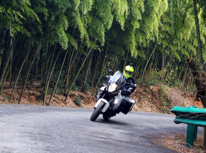 KTM 1290 S ADV也不过如此！是个“3M”！