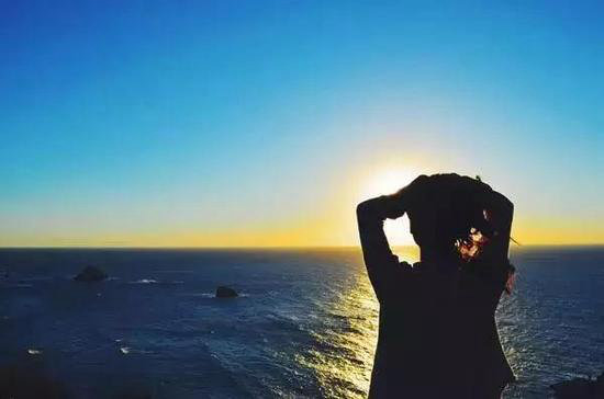 自驾旅行那些文艺范的照片如何拍出来的？