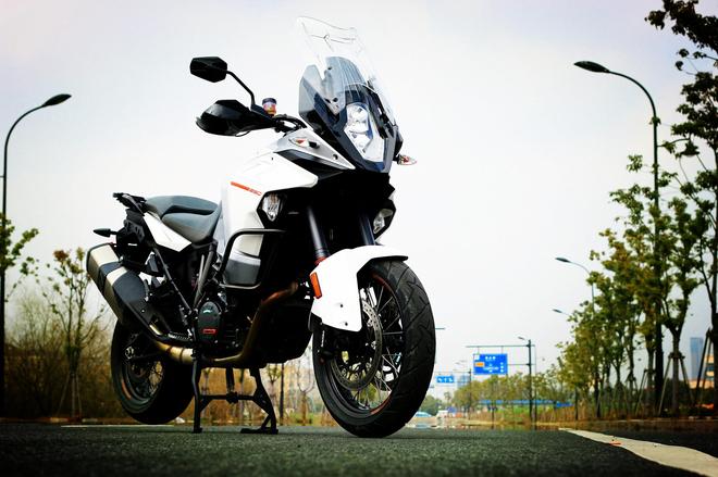 KTM 1290 S ADV也不过如此！是个“3M”！