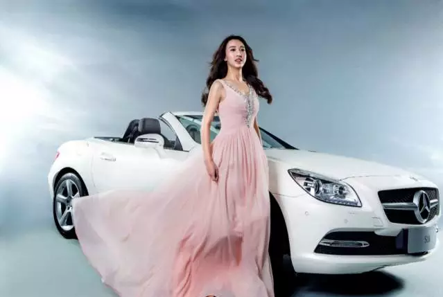 梅赛德斯-奔驰北区“星徽女神”大片缤纷启幕