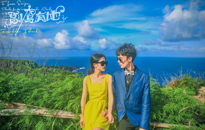 白天拍写真集 晚上和美女一起享受SPA