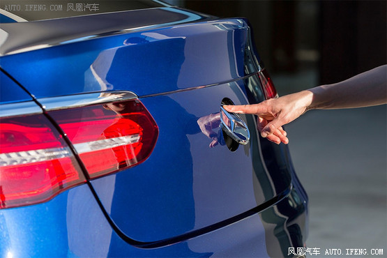 奔驰GLC Coupe官图 纽约车展将发布