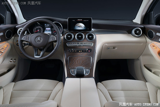 奔驰GLC Coupe官图 纽约车展将发布