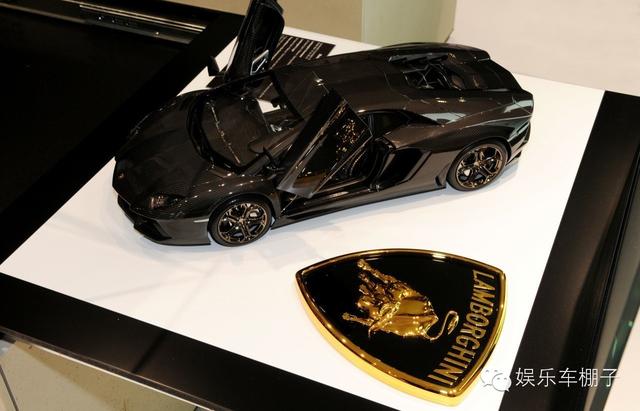 开眼了！这台车模能买12台法拉利！