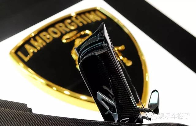 开眼了！这台车模能买12台法拉利！