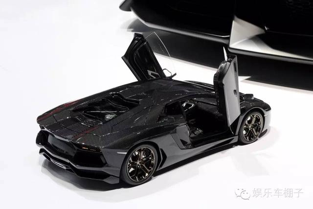 开眼了！这台车模能买12台法拉利！