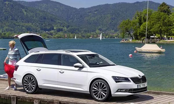 冬奥来了 小鹅辣评真伪滑雪者之车