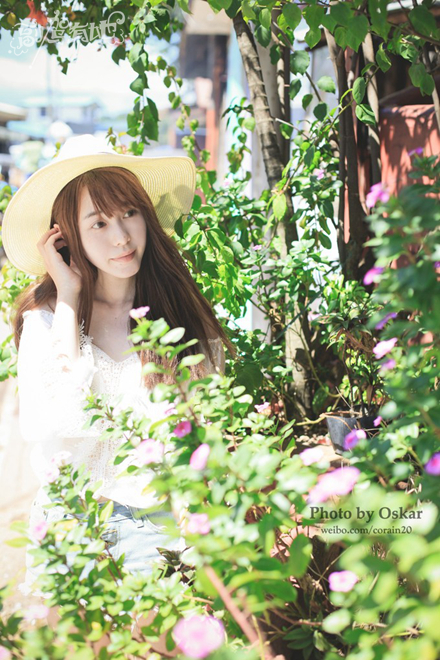 女生无法拒绝!穿清凉泳装拍日系逆光大片