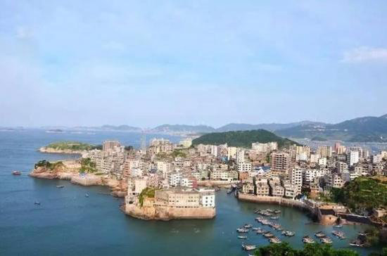 这才是小长假该去自驾旅行的原始天堂