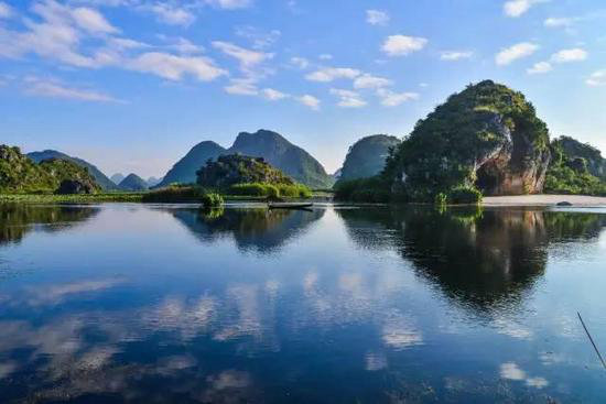 这才是小长假该去自驾旅行的原始天堂