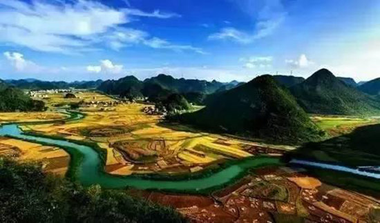 这才是小长假该去自驾旅行的原始天堂