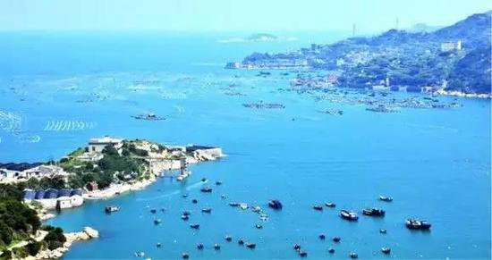 这才是小长假该去自驾旅行的原始天堂