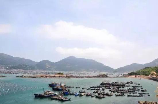 这才是小长假该去自驾旅行的原始天堂