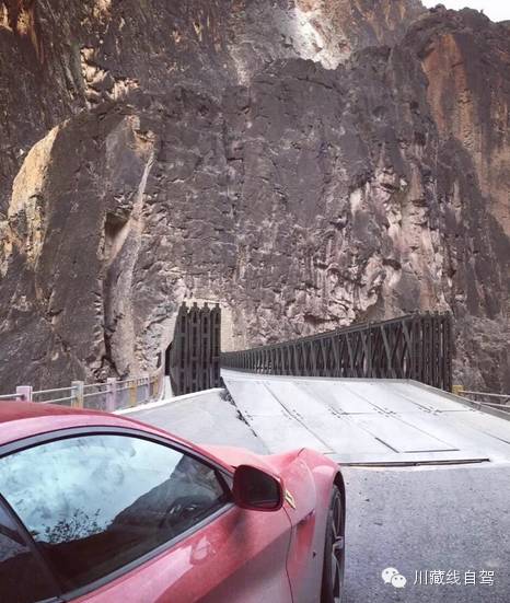 装X不易 11辆法拉利和玛莎拉蒂自驾川藏线 