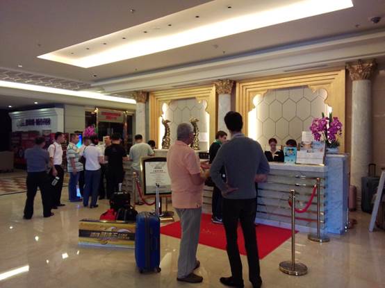 必看！姑娘们自驾途中开房保命的13种方法