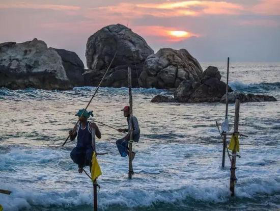 屌丝翻身高富帅 全球9大穷游自驾目的地