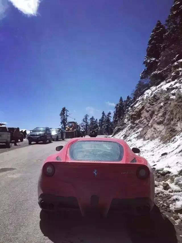 有钱任性！法拉利进藏车队旅行细节照曝光