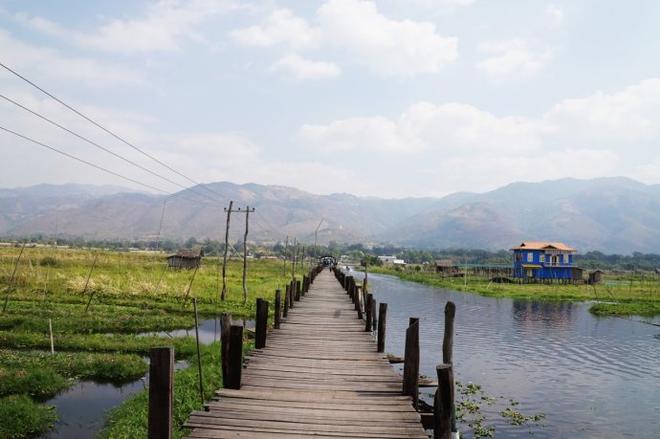 Going体验奇葩机场 为什么一星期有8天？