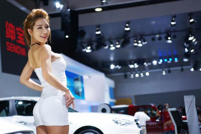 北京今年纯电车最高补5.5万 明年降至4.4万