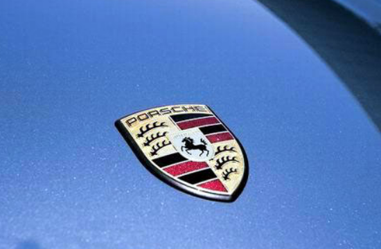 跑车变LOW无联网 保时捷研发初起步