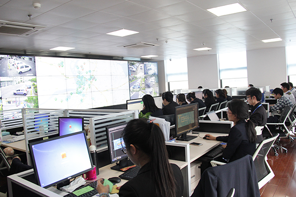 易开租车后台监控系统