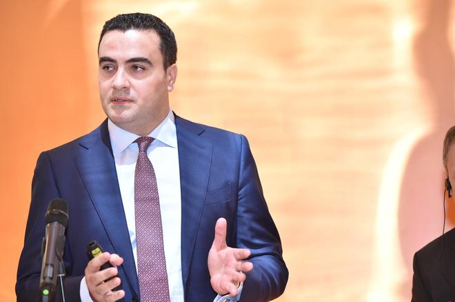 亚太区轿车及轻卡车原配业务大客户管理副总裁Tansu Işık先生