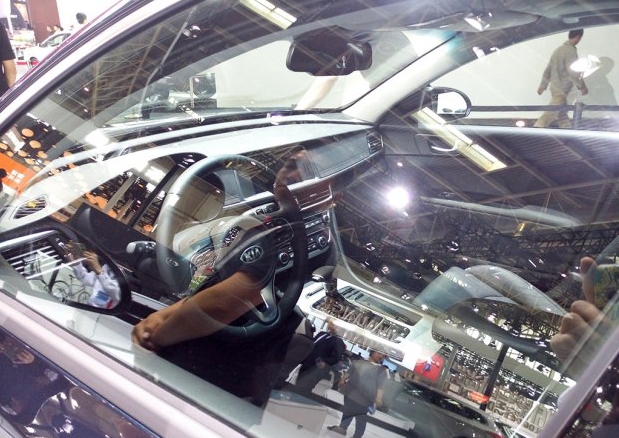 2016北京车展起亚K5混动版国内首发