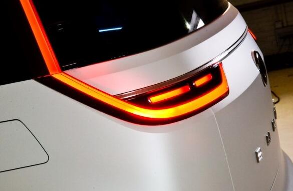 基于MEB平台 大众BUDD-e概念车国内首发