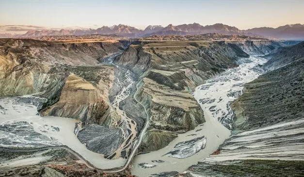 根本不用去瑞士，中国美不胜收的风景在这