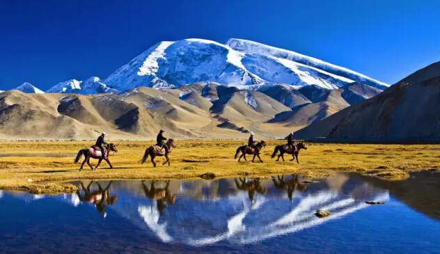 根本不用去瑞士，中国美不胜收的风景在这