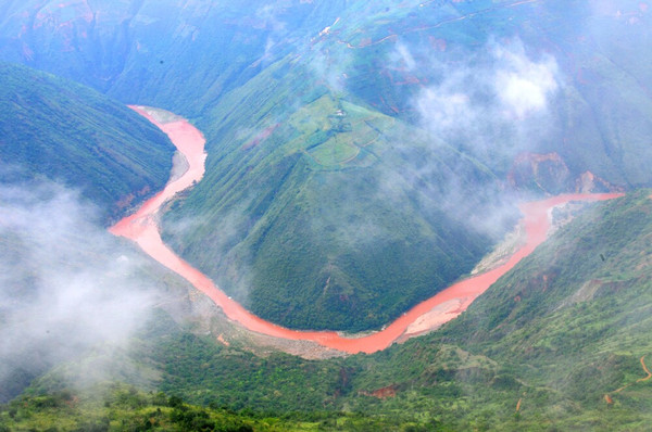 云南10条经典自驾游线路，你最想走哪条？
