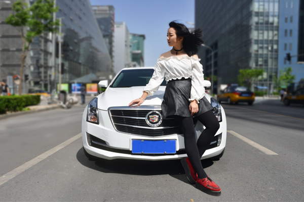 心路驾程：一个车模的自白