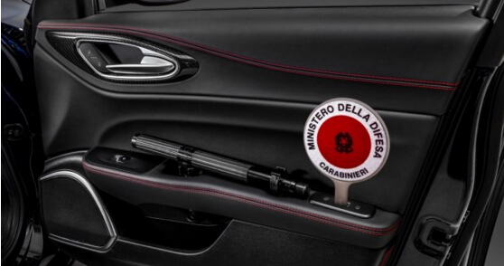 阿尔法罗密欧发布Giulia警用版官图