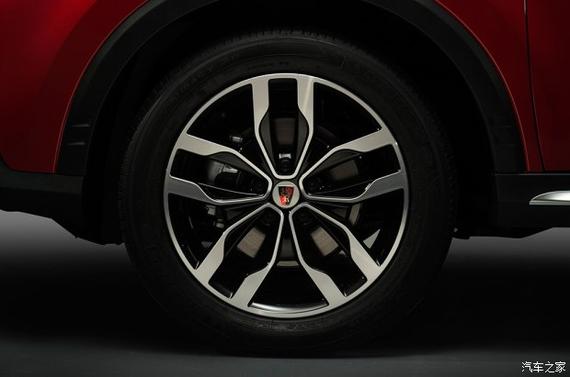 搭载YunOS for Car 荣威RX5官图发布