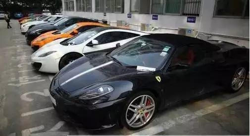 中国豪车之都！4353辆保时捷 128辆宾利