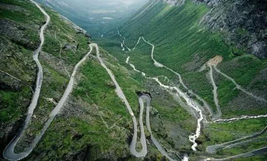 还得自驾游！千万别死在美丽的进藏路上！