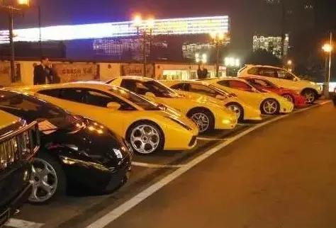 中国豪车之都！4353辆保时捷 128辆宾利