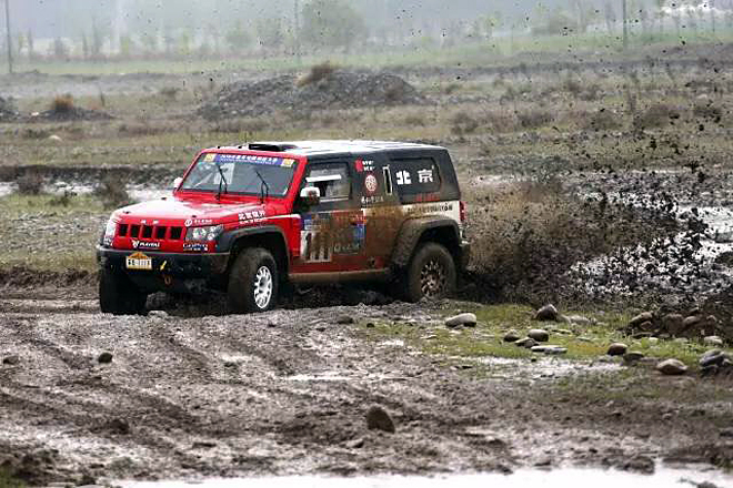 突遇大雨的环塔拉力赛成了惨烈的泥地争霸