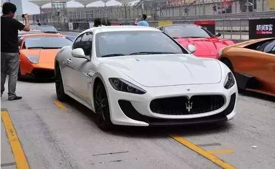 中国豪车之都！4353辆保时捷 128辆宾利