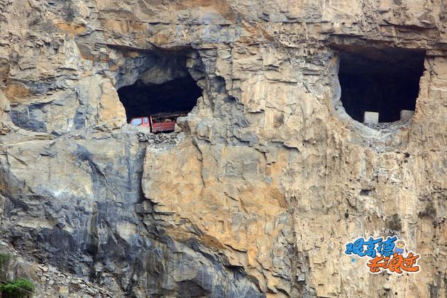 【人间奇迹】远比郭亮村漂亮的挂壁公路