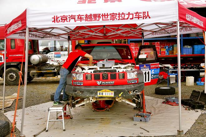 突遇大雨的环塔拉力赛成了惨烈的泥地争霸