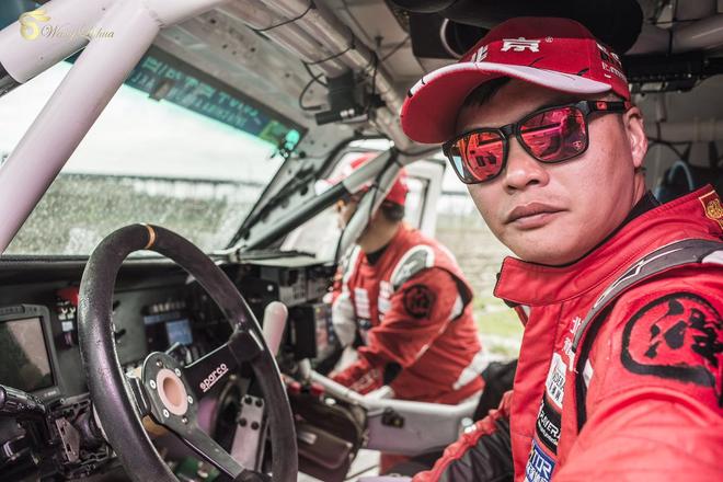 突遇大雨的环塔拉力赛成了惨烈的泥地争霸