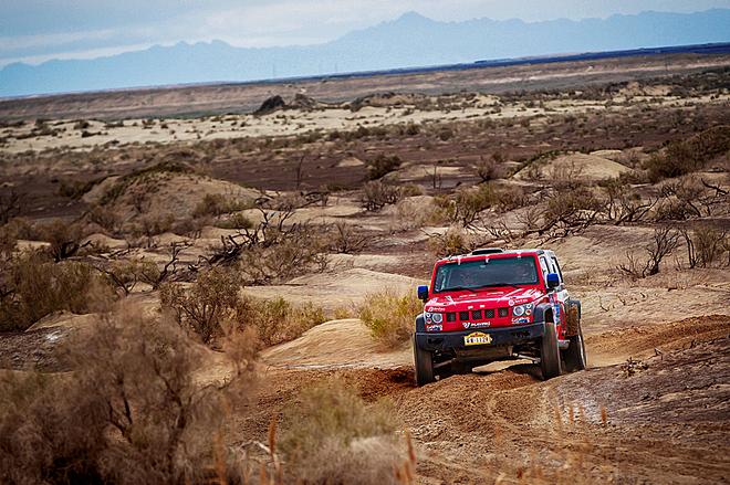 突遇大雨的环塔拉力赛成了惨烈的泥地争霸